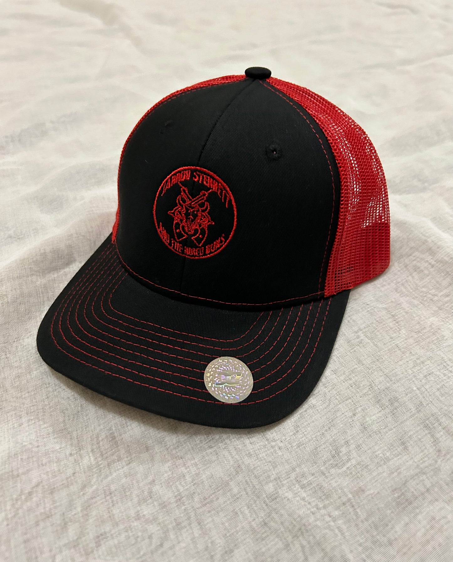 Cap black/red