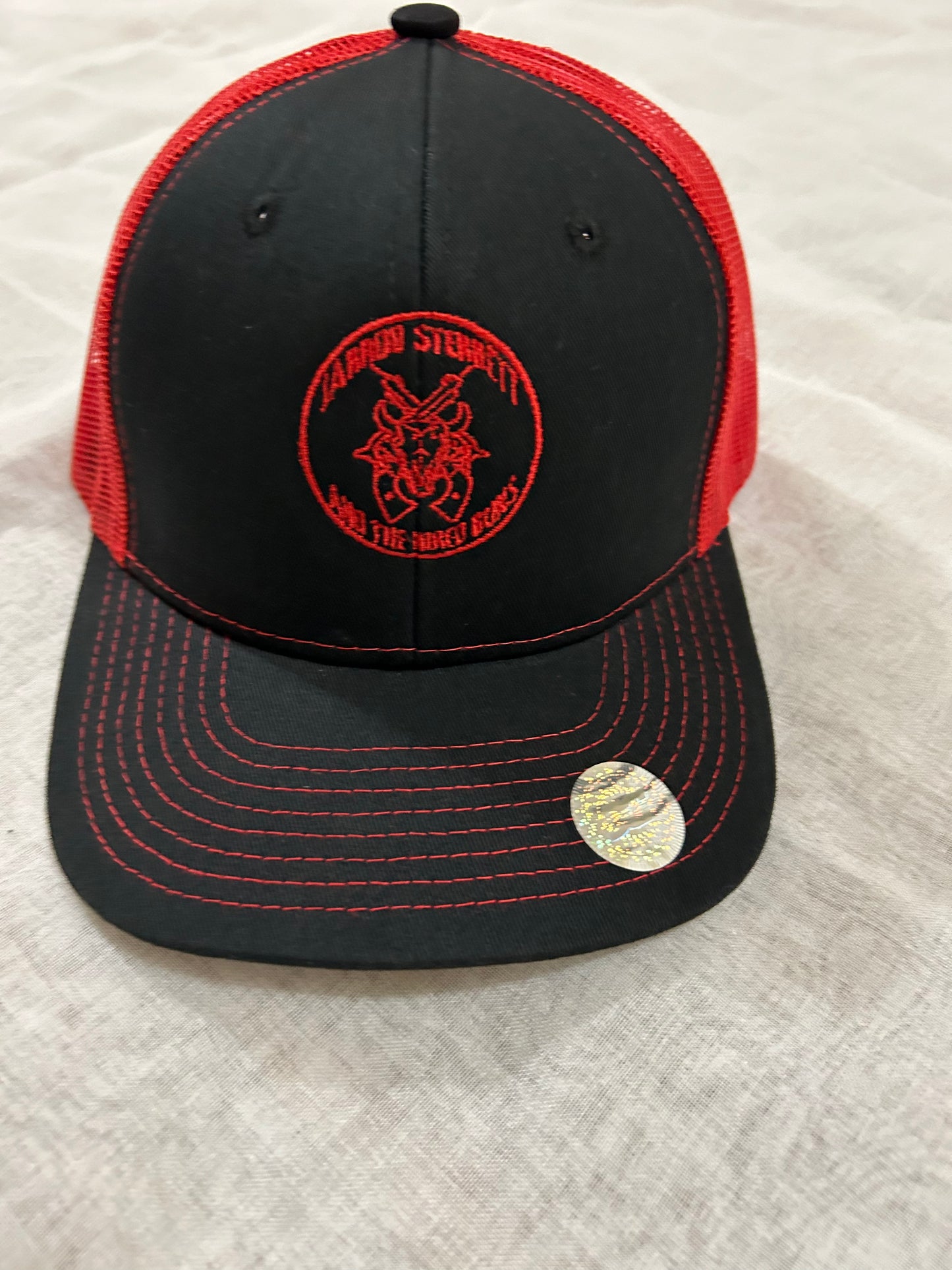 Cap black/red