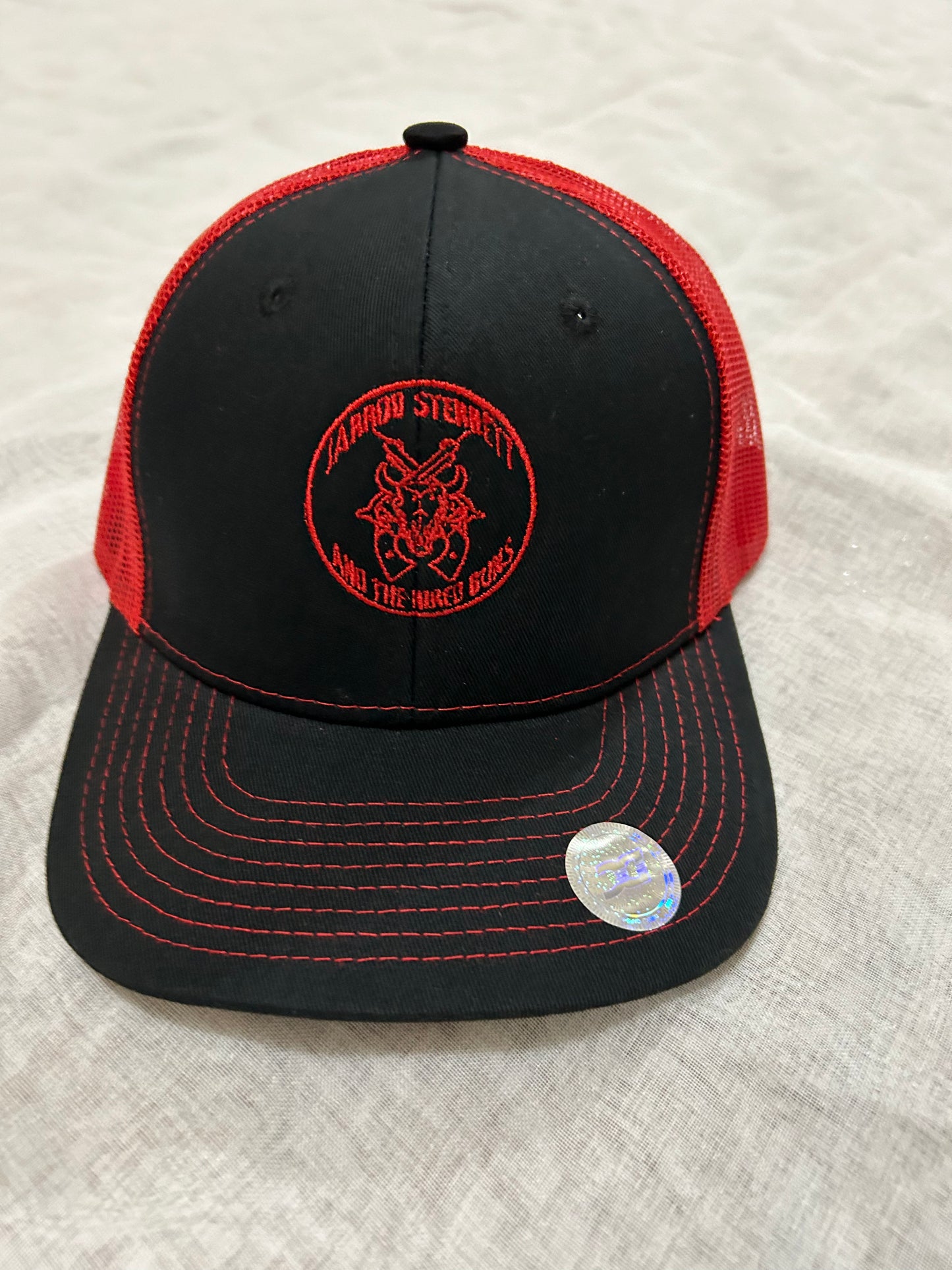 Cap black/red