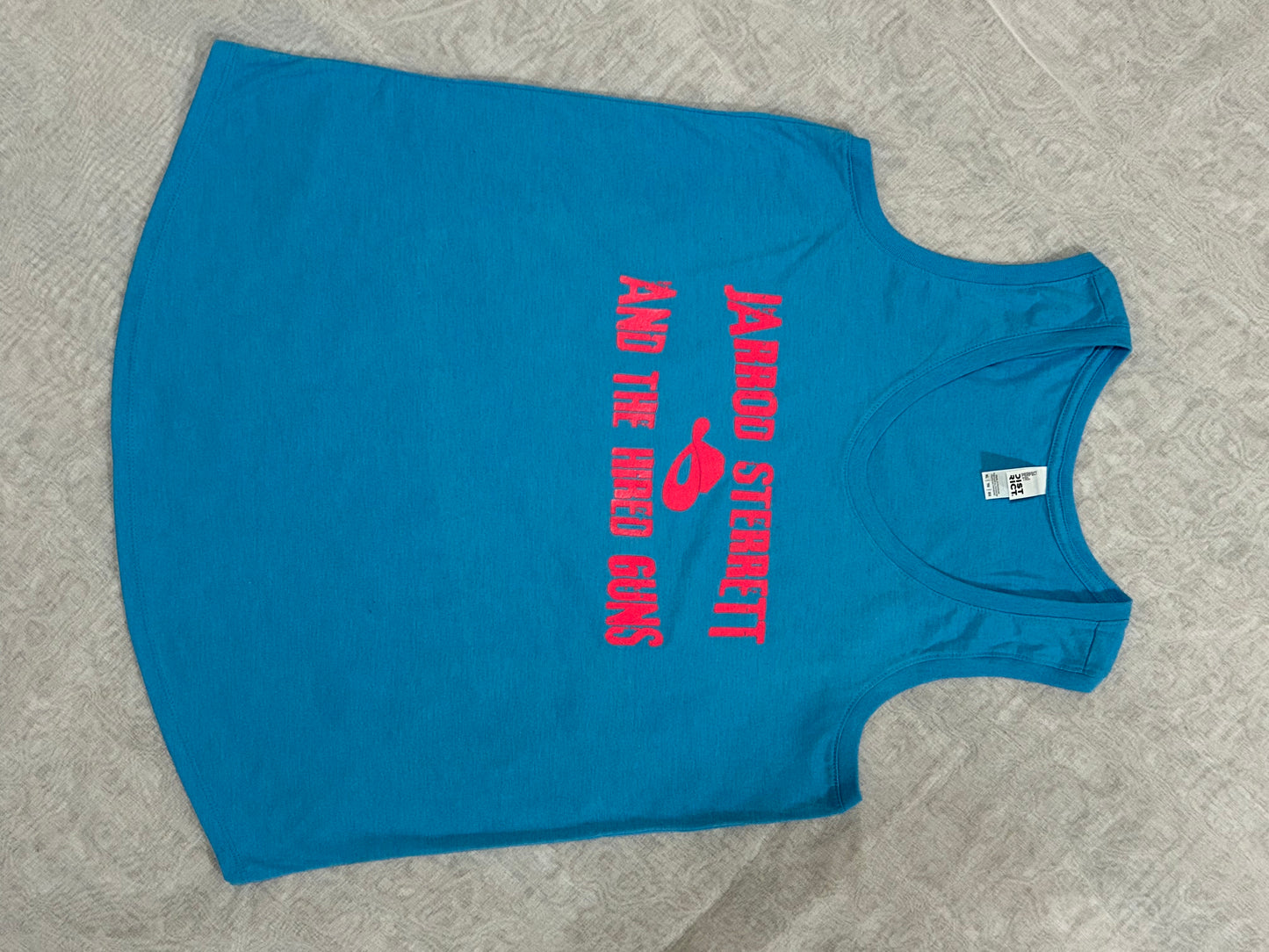 Ladies tank pink on blue